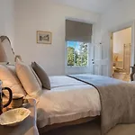 1 Bed In Oc-lcc52 Semesterbostad *