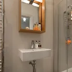 1 Bed In Oc-lcc52 * 斯巴克布里奇