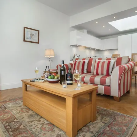 1 Bed In Oc-lcc52 Spark Bridge