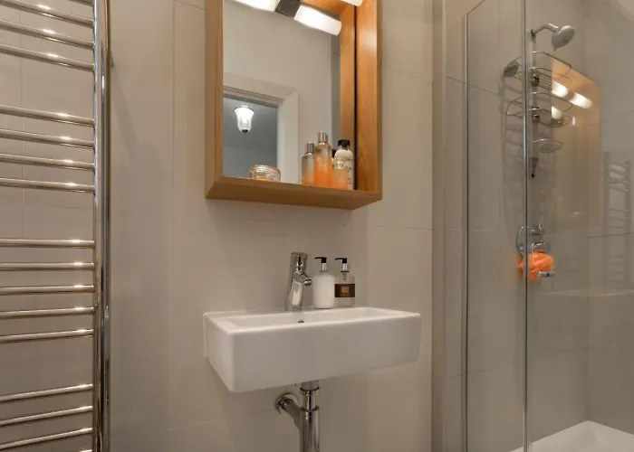 1 Bed In Oc-lcc52 * Spark Bridge