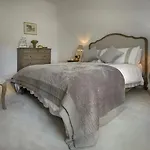 1 Bed In Oc-lcc52 *